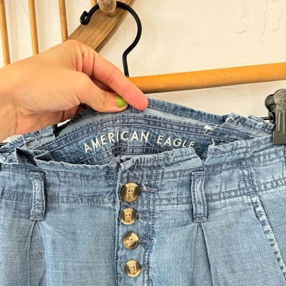 American Eagle Shorts Lyocell High Rise Button Front Fly Lightweight Size 0 - Picture 4 of 9